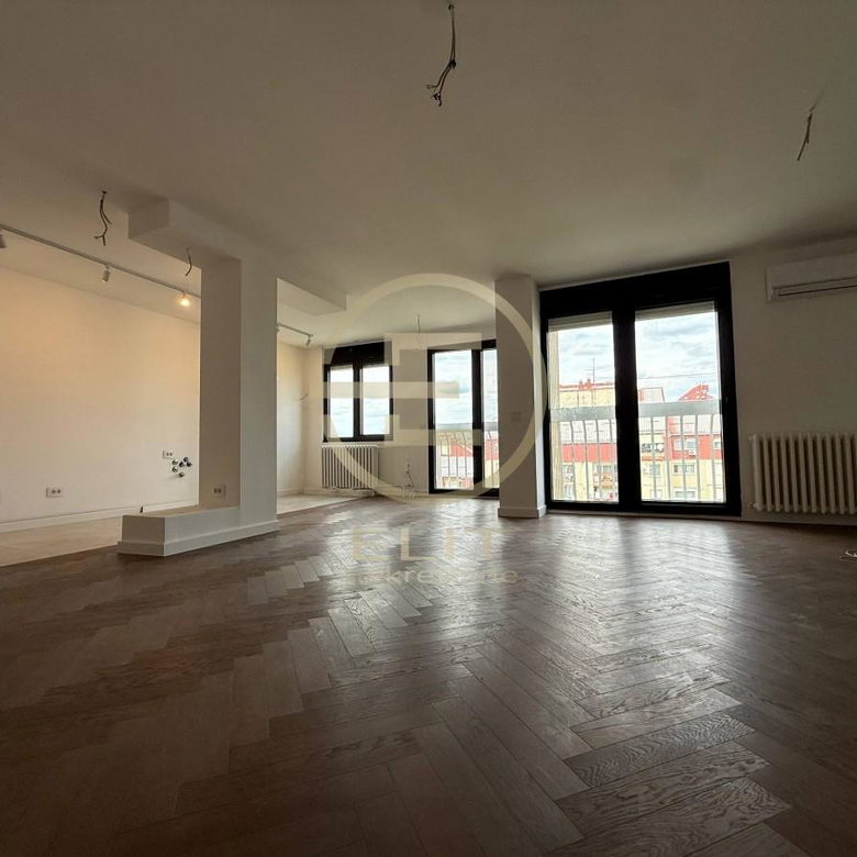 Stan Prodaja Novi Sad  100 m2