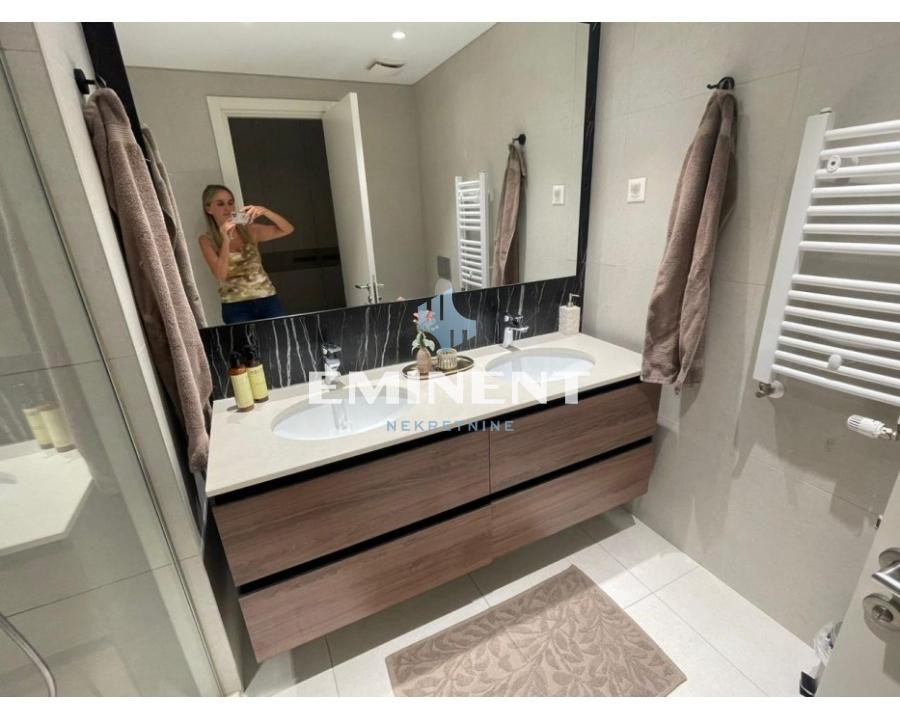 Četvorosoban stan na prodaju, Beograd na Vodi, Beograd, 140m², 1.250.000 €