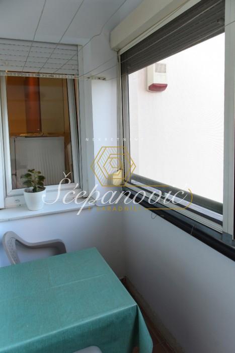 lokali-izdavanje-LPpN9I62lY Stan Izdavanje Novi Sad Betanija 49 m2
