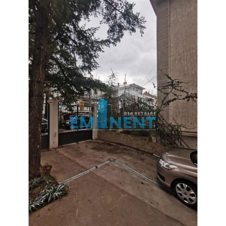 Četvorosoban stan za izdavanje, Neimar, Beograd, 143m², 1.300 €/mes