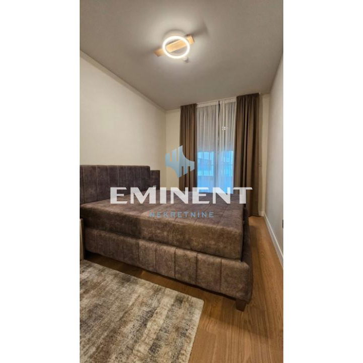Stan Prodaja Beograd Blok 65 76 m2