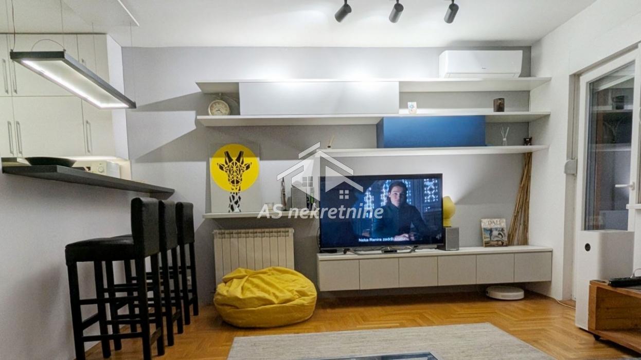 Stan Izdavanje Beograd Blok 72 71 m2