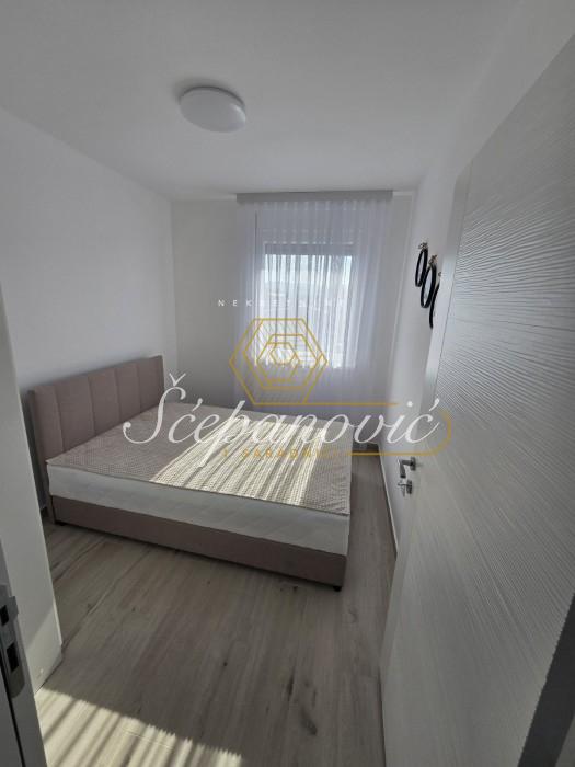 lokali-izdavanje-QuK9n0xsXG Stan Prodaja Novi Sad 88 m2