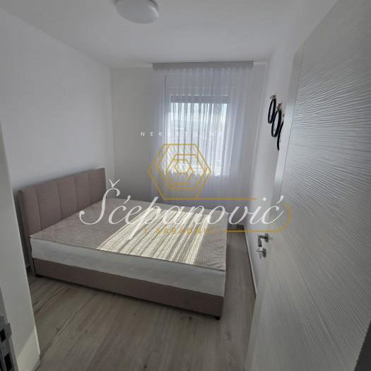 Stan Prodaja Novi Sad  88 m2