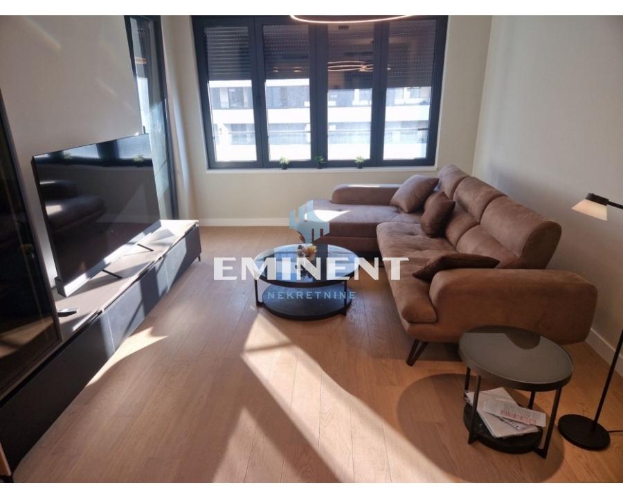 Dvosoban stan za izdavanje, Blok 65, Beograd, 56m², 5. sprat, 1.000 €/mes
