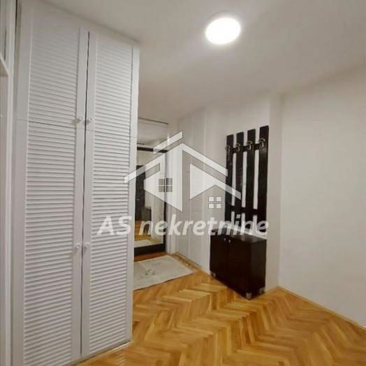 Trosoban stan za izdavanje, Slavija, Beograd, 62m², 1.100 €/mes