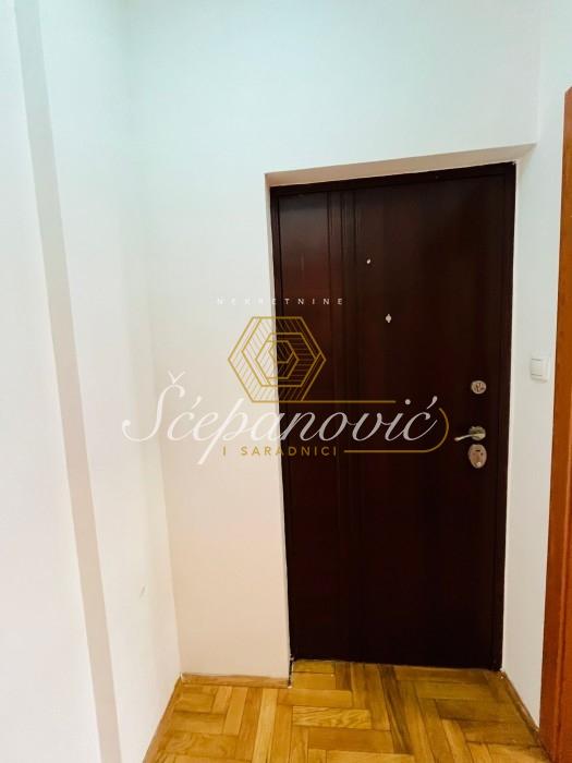 lokali-izdavanje-WzsvpyOYk0 Trosoban stan na prodaju, Nova Detelinara, Novi Sad, 67m², 190.000 €