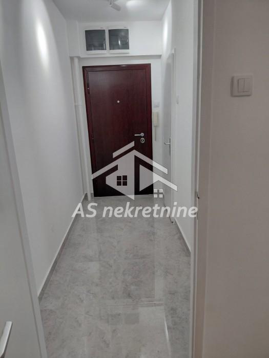 lokali-izdavanje-ZQSUyAaYDx Trosoban stan za izdavanje, Blok 11c – Stari Merkator, Beograd, 64m², 750 €/mes