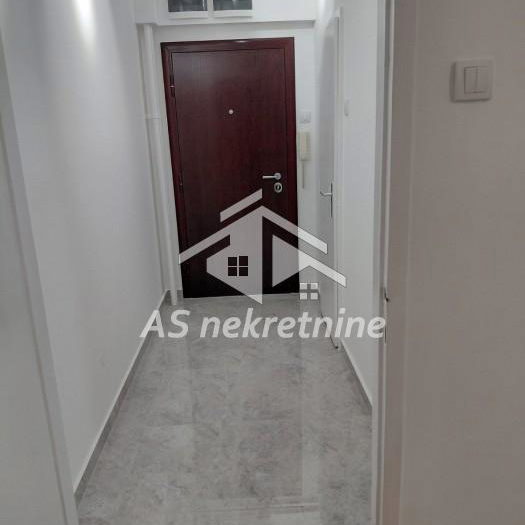 Trosoban stan za izdavanje, Blok 11c – Stari Merkator, Beograd, 64m², 750 €/mes