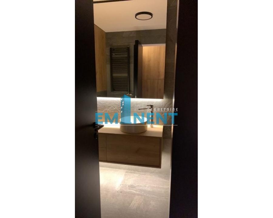 lokali-izdavanje-apPhXjd0EH Stan Izdavanje Beograd Hram Svetog Save 85 m2