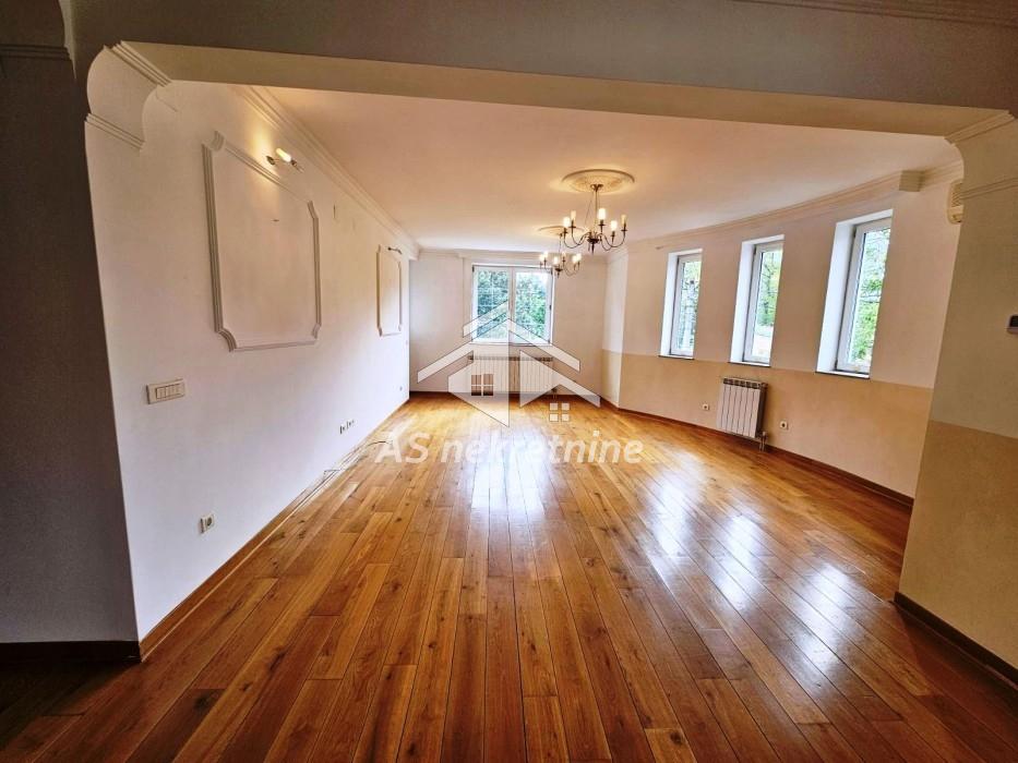 Četvorosoban stan za izdavanje, Dedinje, Beograd, 115m², 1.400 €/mes