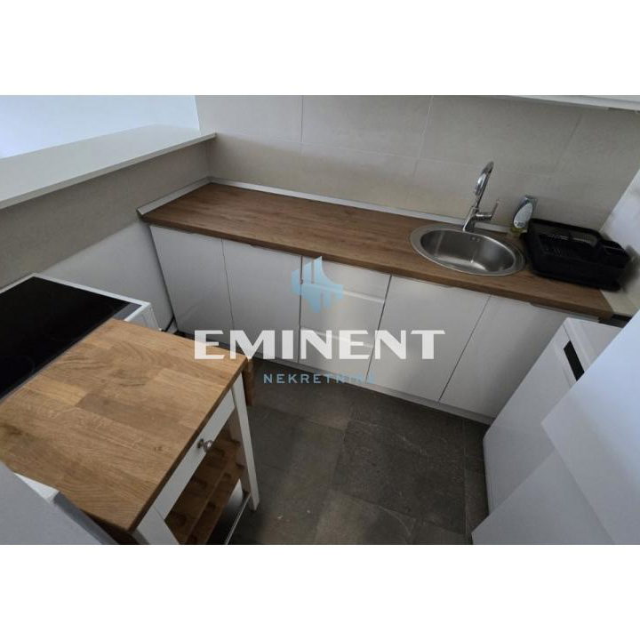 Stan Izdavanje Beograd Gornji Grad 40 m2