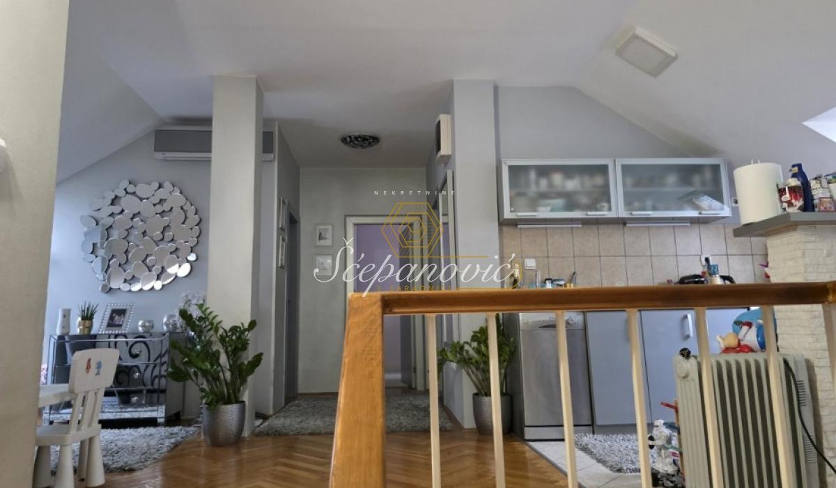 Stan Prodaja Novi Sad  55 m2