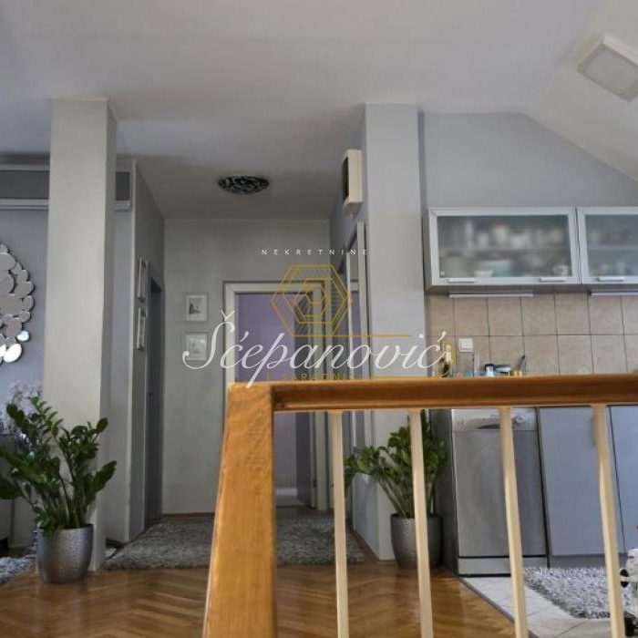 Stan Prodaja Novi Sad  55 m2