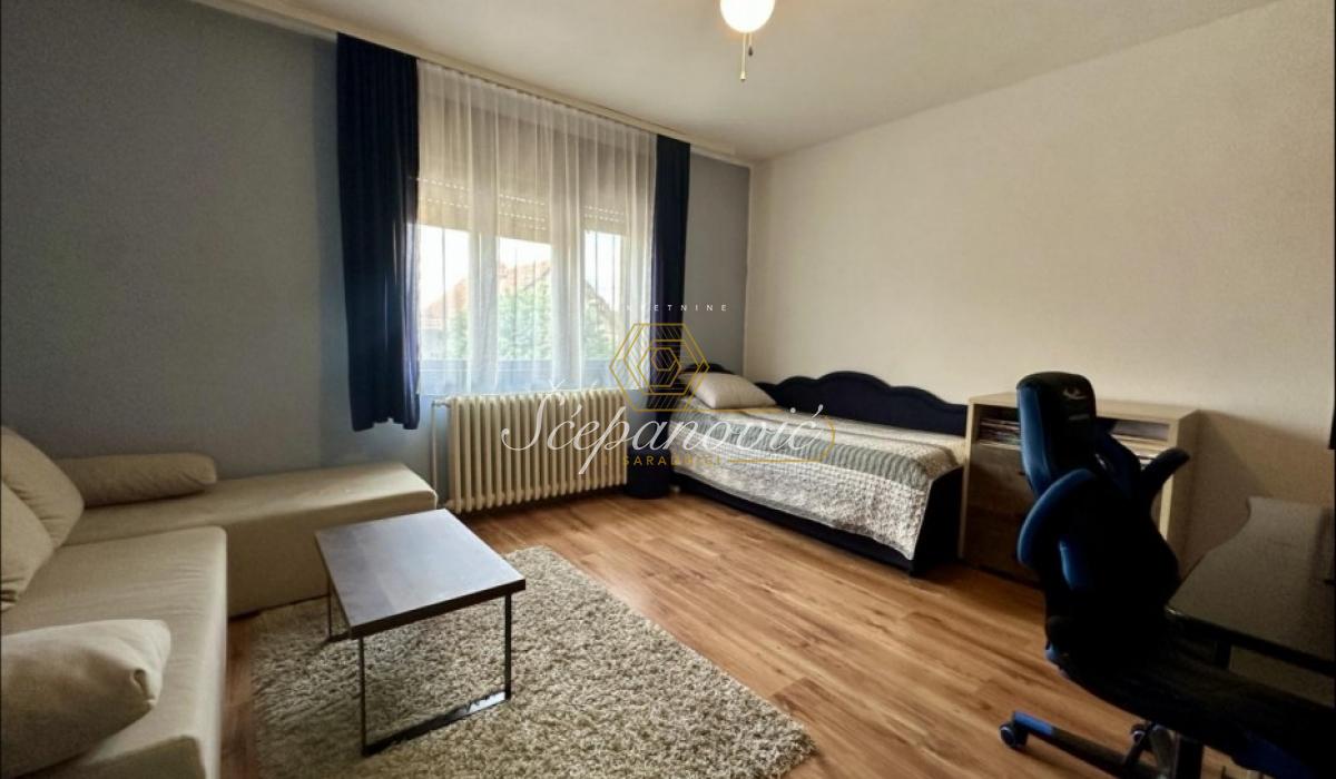 Četvorosoban stan na prodaju, Južni Telep, Novi Sad, 150m², 170.000 €