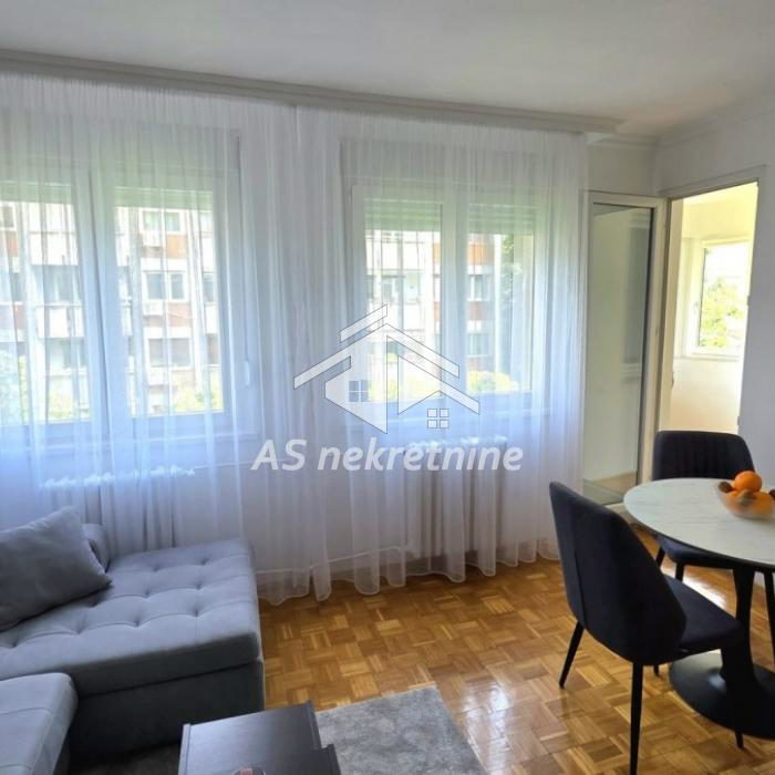 Stan Izdavanje Beograd Slavija 46 m2