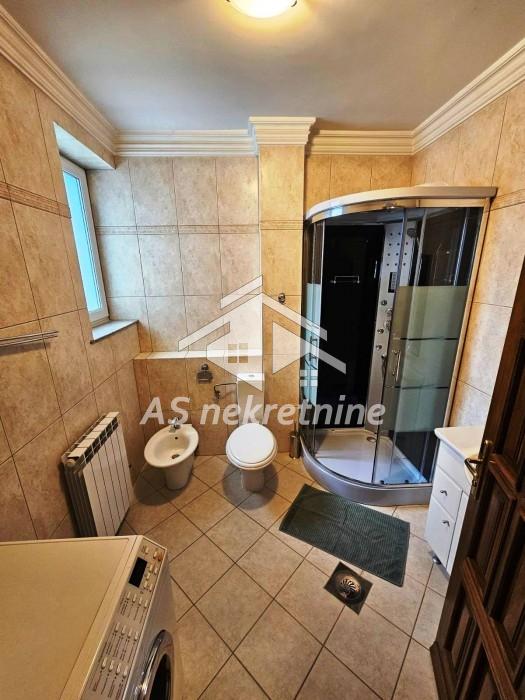 Četvorosoban stan za izdavanje, Dedinje, Beograd, 115m², 1.400 €/mes