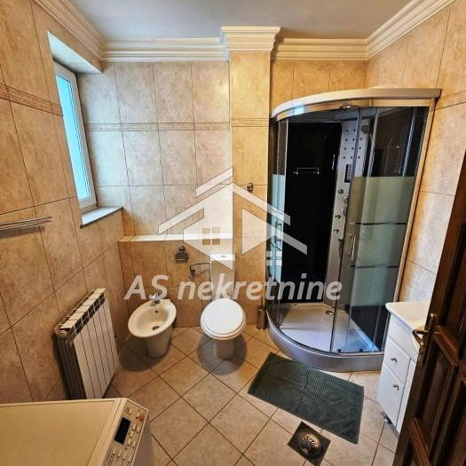 Četvorosoban stan za izdavanje, Dedinje, Beograd, 115m², 1.400 €/mes