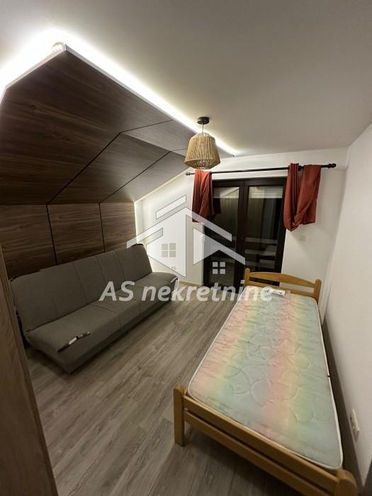 lokali-izdavanje-beograd-5kbdDAAIwa Kuća za izdavanje, Blok 45, Beograd, 185m², 1.500 €/mes