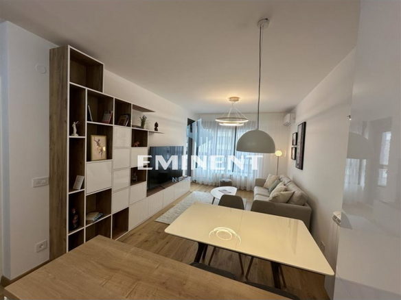 Stan Izdavanje Beograd FON 48 m2