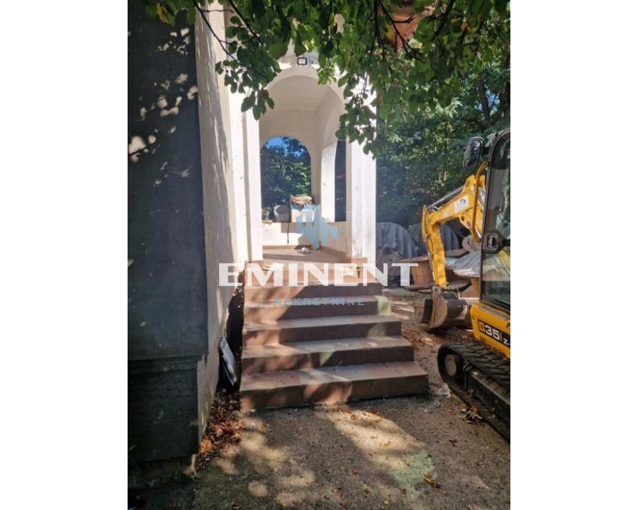 Kuća Prodaja Beograd Kuća Prodaja Beograd Altina 390 m2