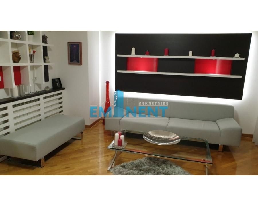 Stan Izdavanje Beograd Hram Svetog Save 60 m2