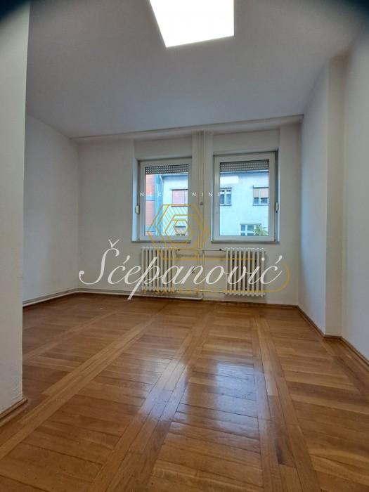 Stan Prodaja Novi Sad  96 m2