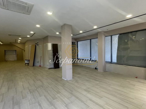 Lokal Izdavanje Novi Sad  150 m2