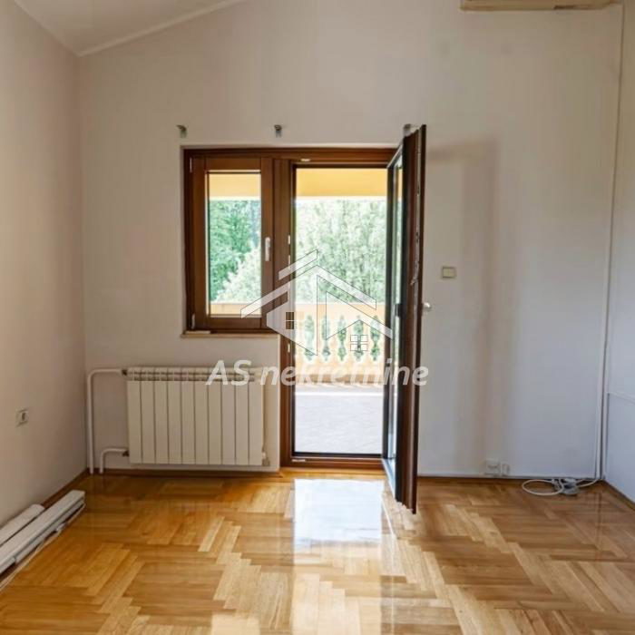 Petosoban stan za izdavanje, Dedinje, Beograd, 210m², 2.450 €/mes