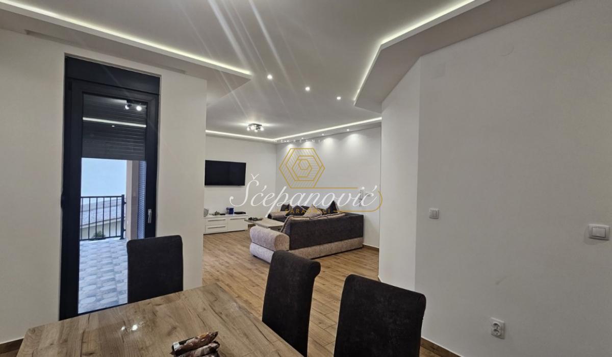 Kuća na prodaju, Južni Telep, Novi Sad, 235m², 465.000 €