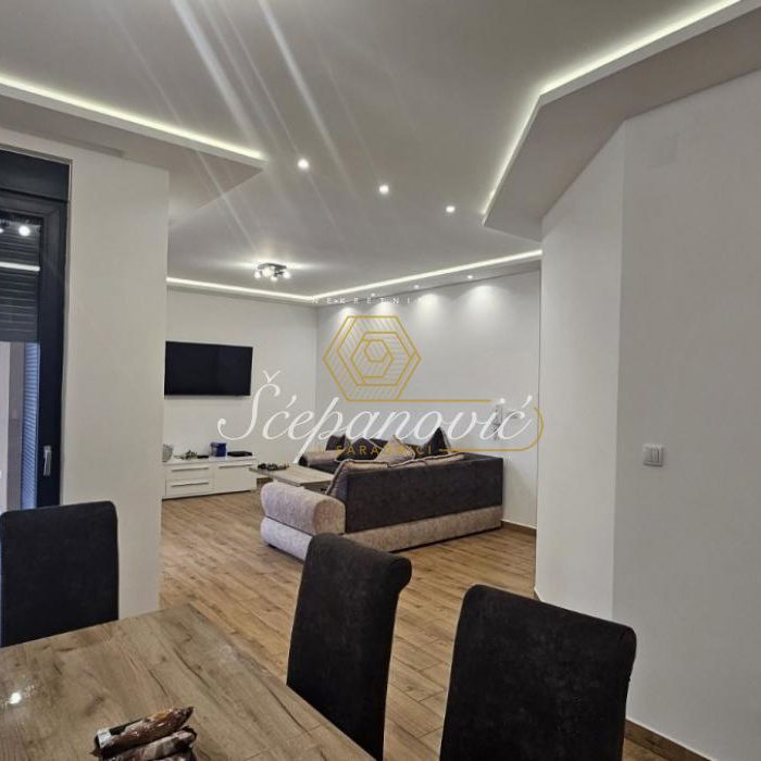 Kuća na prodaju, Južni Telep, Novi Sad, 235m², 465.000 €