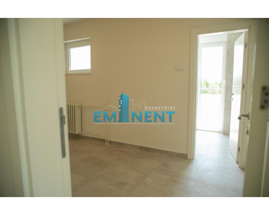 Kuća Prodaja Beograd Kuća Prodaja Beograd Banovo Brdo 260 m2