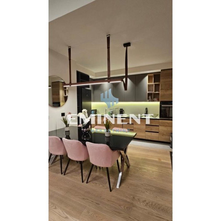 Stan Izdavanje Beograd Beograd na Vodi 160 m2