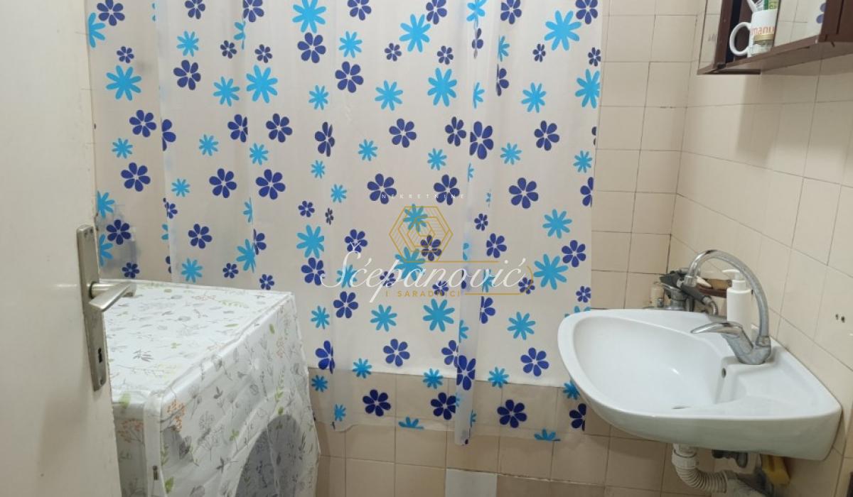 lokali-izdavanje-beograd-FJKOTc6mLN Stan Prodaja Novi Sad Bistrica 78 m2