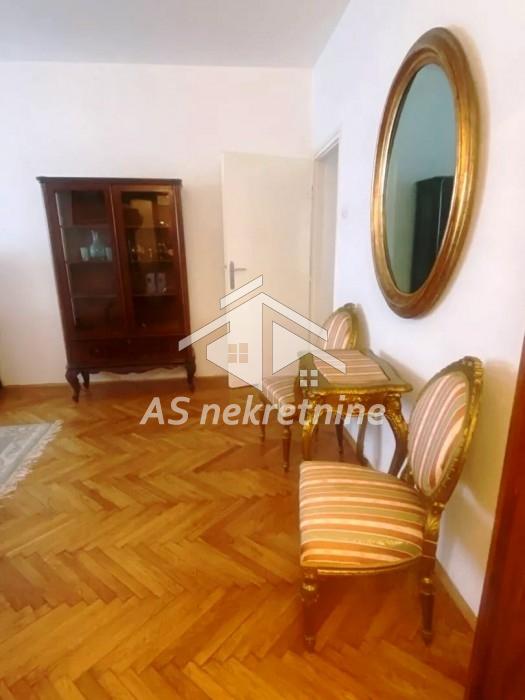 Stan Izdavanje Beograd Hram Svetog Save 58 m2
