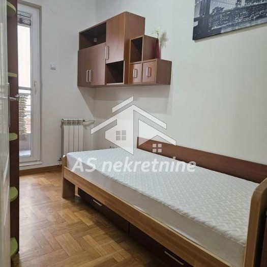 Trosoban stan za izdavanje, Bulbulder, Beograd, 63m², 900 €/mes