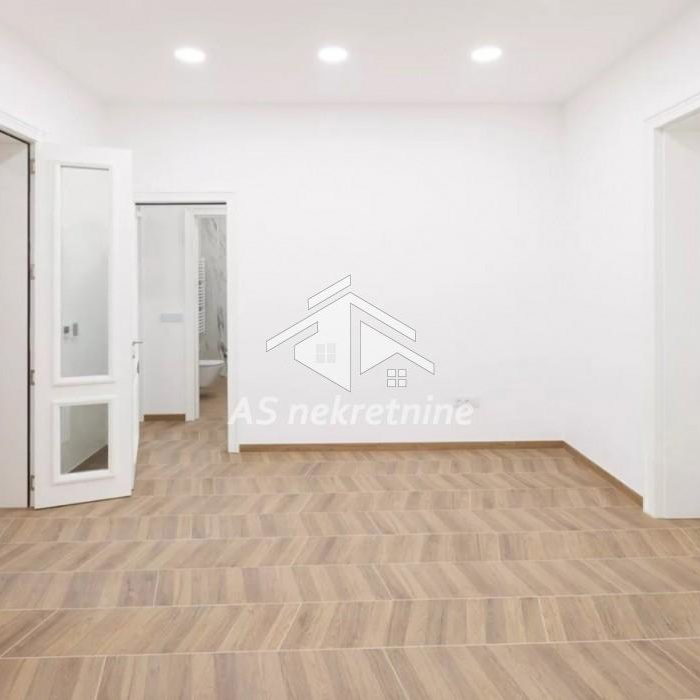 Lokal Izdavanje Beograd Terazije 121 m2