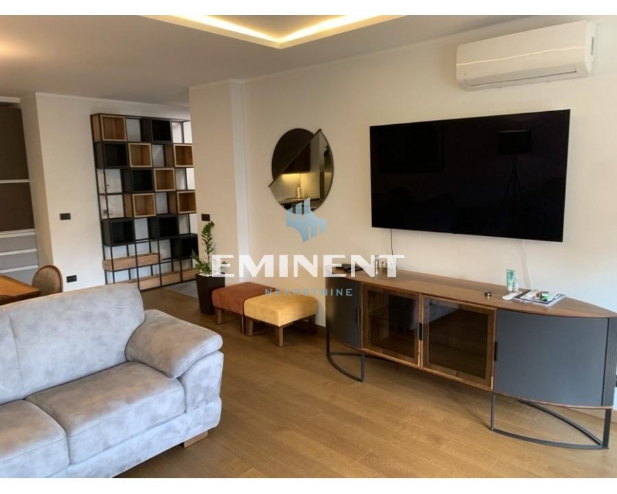 Stan Izdavanje Beograd Banovo Brdo 90 m2