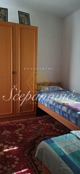lokali-izdavanje-beograd-Nf2B9sIkGq Kuća na prodaju, Jazak, Irig, 188m², 180.000 €