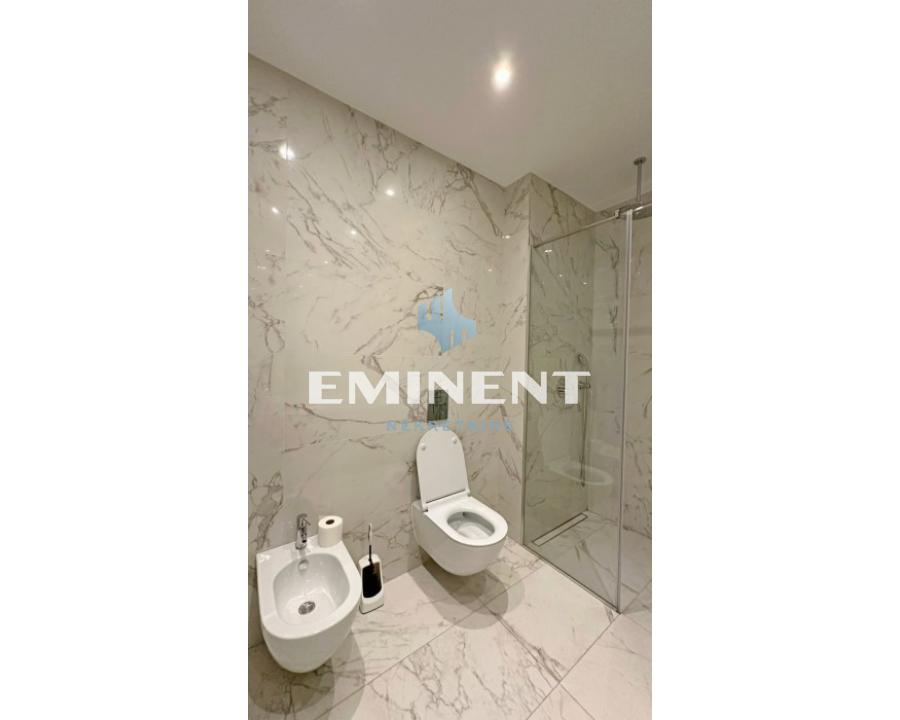 Četvorosoban stan na prodaju, Blok 65, Beograd, 123m², 650.000 €