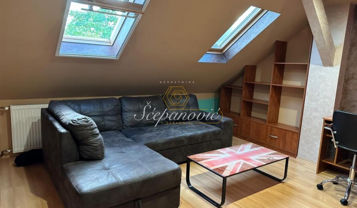 Petosoban stan na prodaju, Temerin – Centar, Temerin, 193m², 170.000 €
