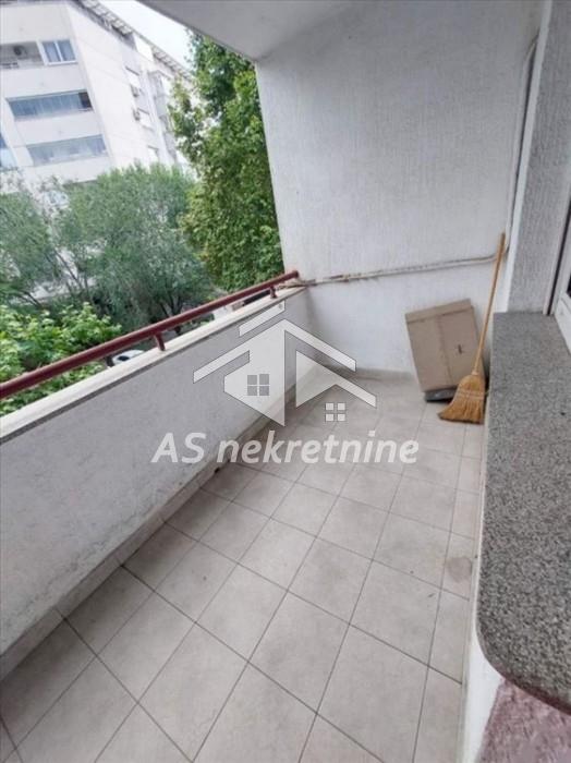 lokali-izdavanje-beograd-QjQNeHpmAr Trosoban stan za izdavanje, Blok 25 – Arena, Beograd, 80m², 900 €/mes