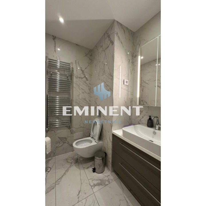 Četvorosoban stan na prodaju, Blok 65, Beograd, 123m², 650.000 €