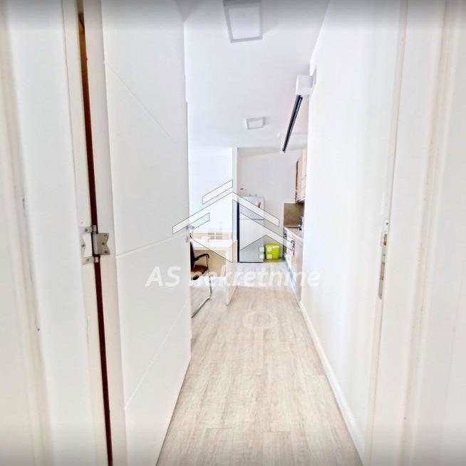 Petosoban stan na prodaju, Đeram Pijaca, Beograd, 118m², 6. sprat, 349.000 €