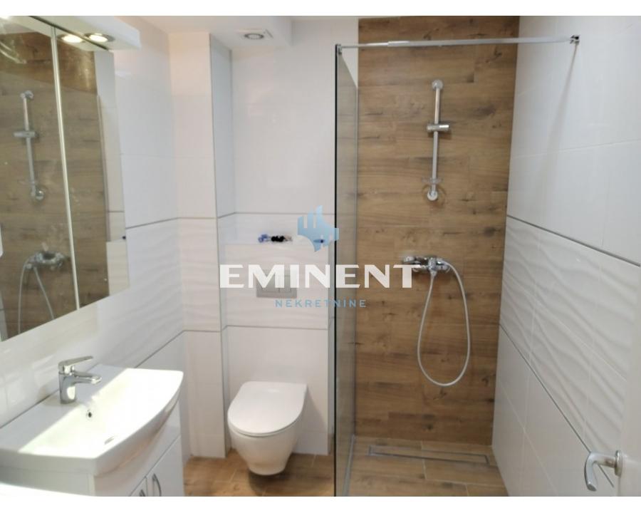 lokali-izdavanje-beograd-U4PrJjFV90 Četvorosoban stan za izdavanje, Dimitrija Tucovića, Beograd, 84m², 1.200 €/mes