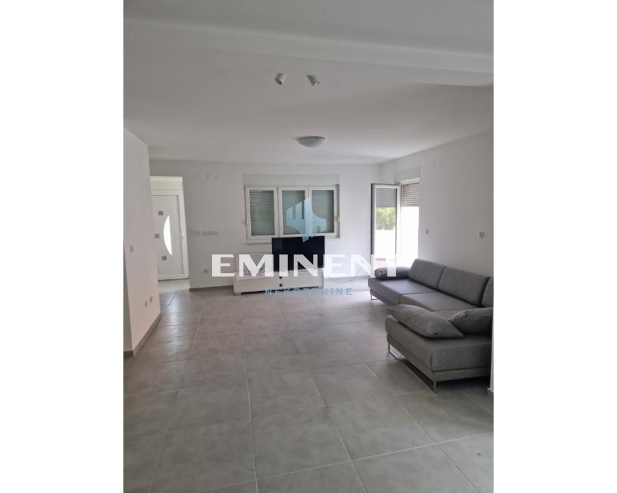 Kuća Izdavanje Beograd Kuća Izdavanje Beograd Mirijevo 220 m2