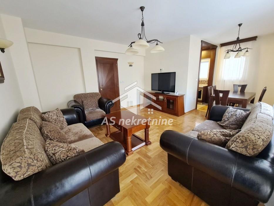 Stan Izdavanje Beograd Stan Izdavanje Beograd Hram Svetog Save 78 m2