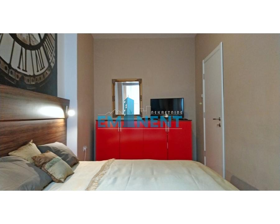 lokali-izdavanje-beograd-Ui9tudrwZi Trosoban stan za izdavanje, Balkanska, Beograd, 100m², 1.750 €/mes