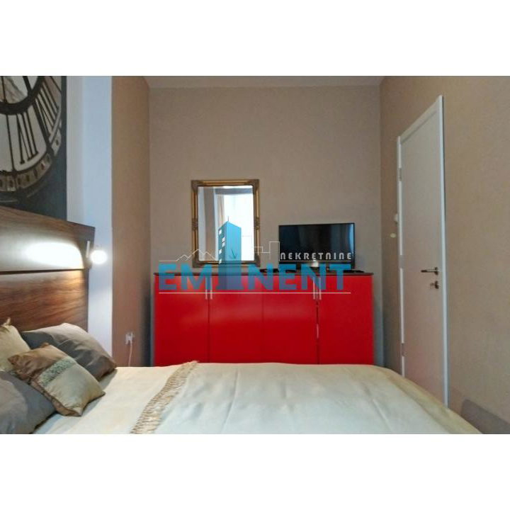 Trosoban stan za izdavanje, Balkanska, Beograd, 100m², 1.750 €/mes