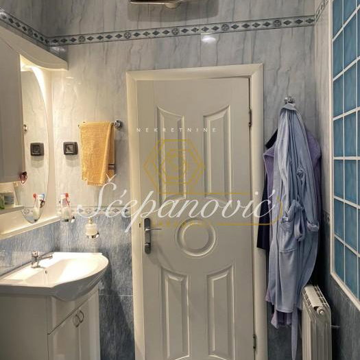 Četvorosoban stan na prodaju, Centar, Novi Sad, 132m², 390.000 €